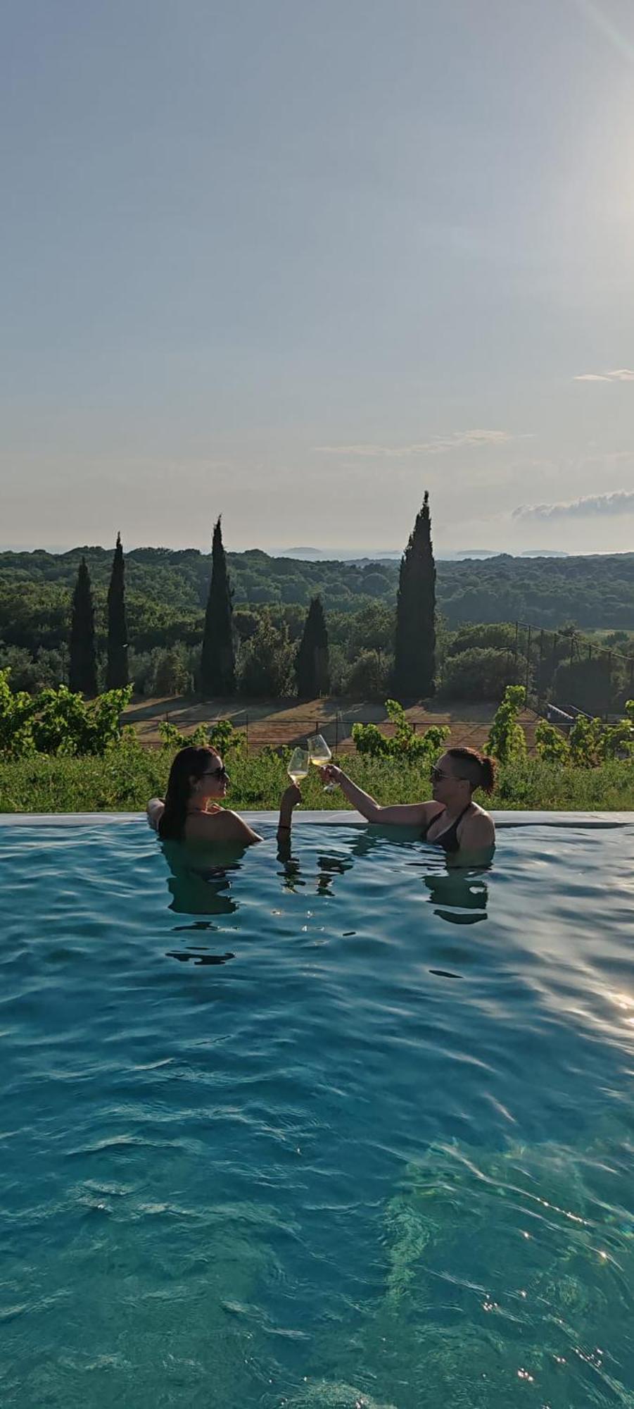 Collis Winery - Family & Friends - Mobilhome โรวีน ภายนอก รูปภาพ